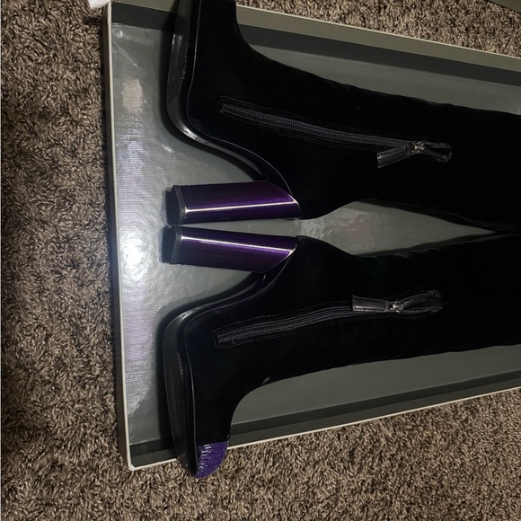 Tom Ford Black and Purple Heeled Boots - Picture 9 of 12